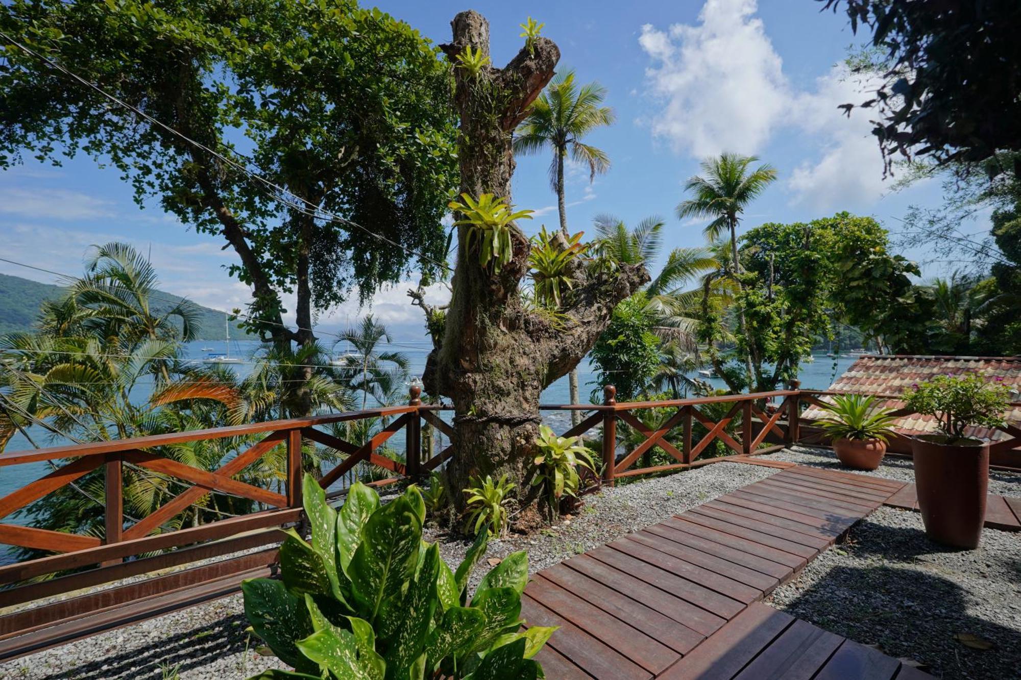 Casa Da Ilha & Spa Vila do Abraao Luaran gambar