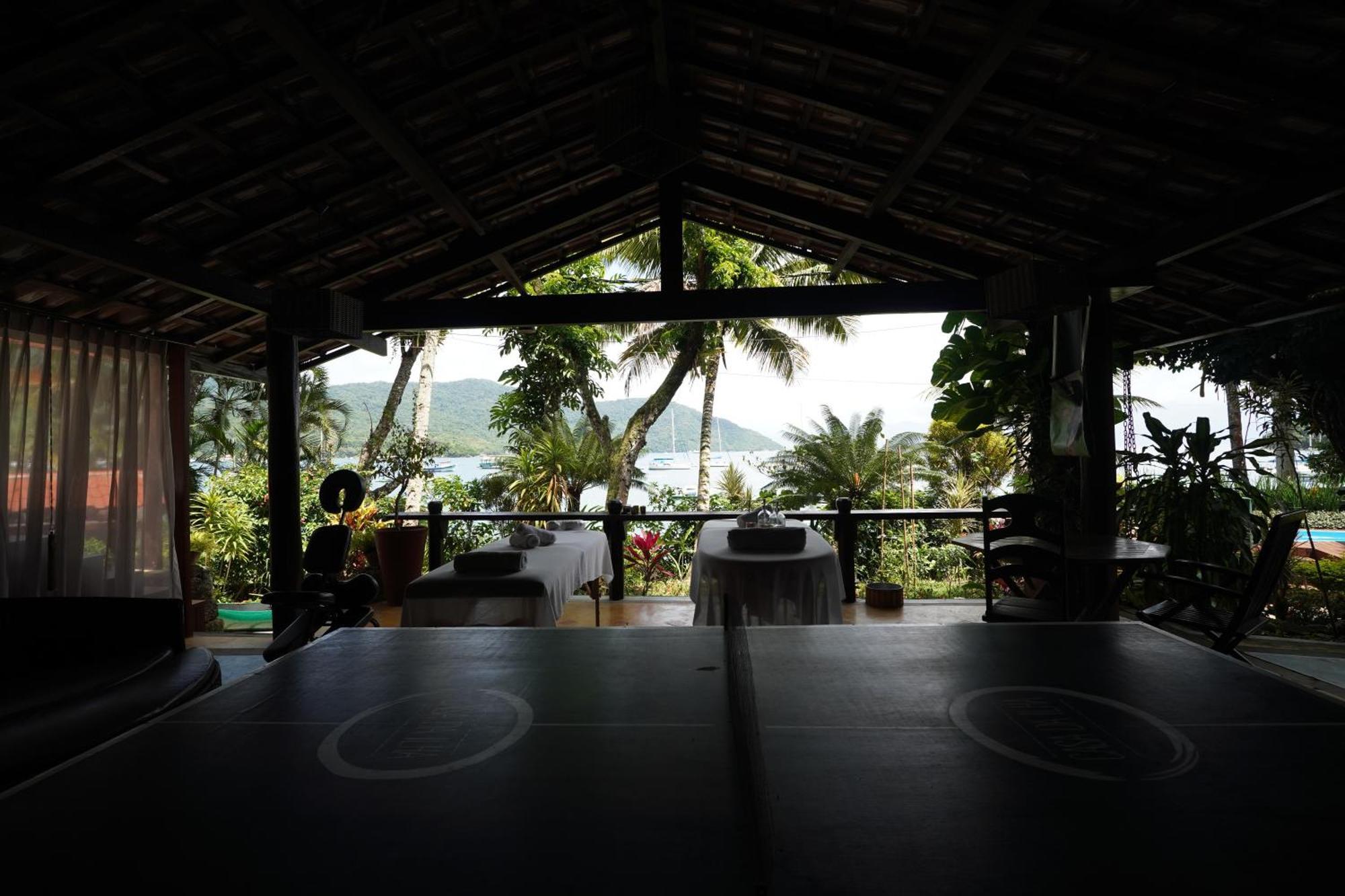 Casa Da Ilha & Spa Vila do Abraao Luaran gambar