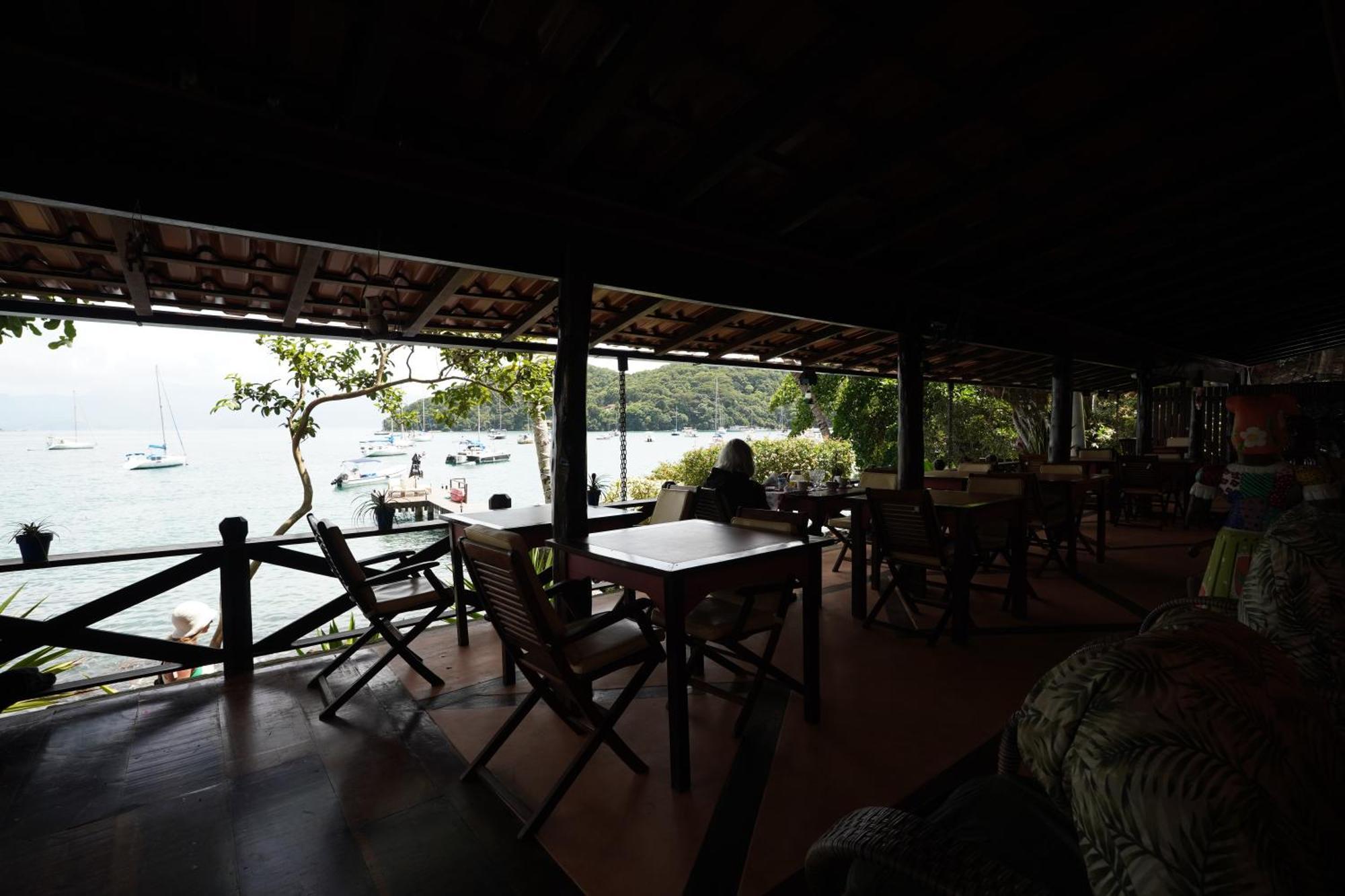 Casa Da Ilha & Spa Vila do Abraao Luaran gambar