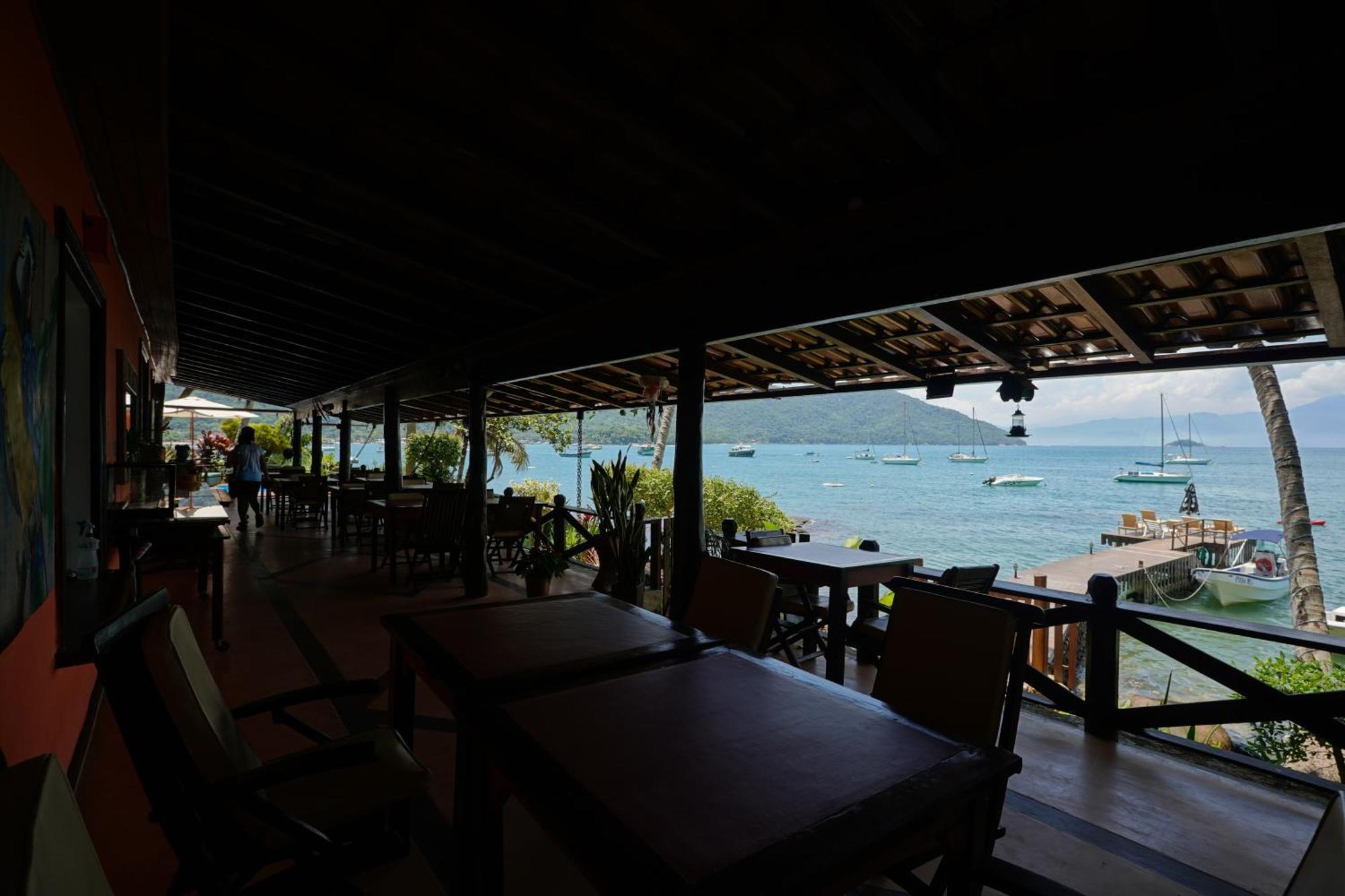 Casa Da Ilha & Spa Vila do Abraao Luaran gambar