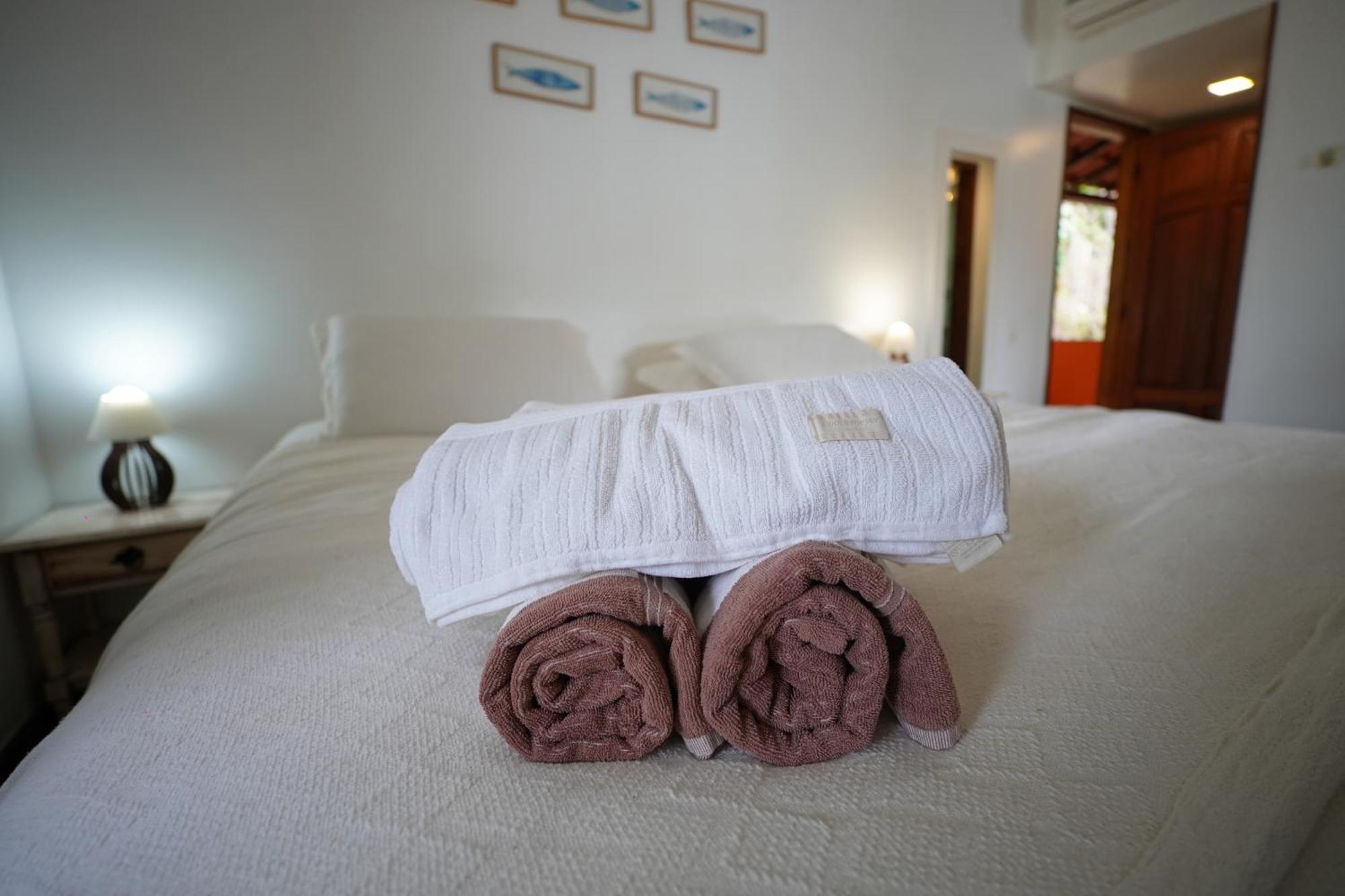 Casa Da Ilha & Spa Vila do Abraao Luaran gambar